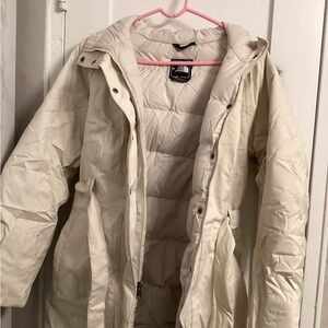 TNF- Fluffy warm medium sized goose down cream North Face coat never worn